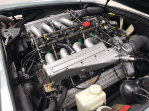 Aston Martin 585 engine