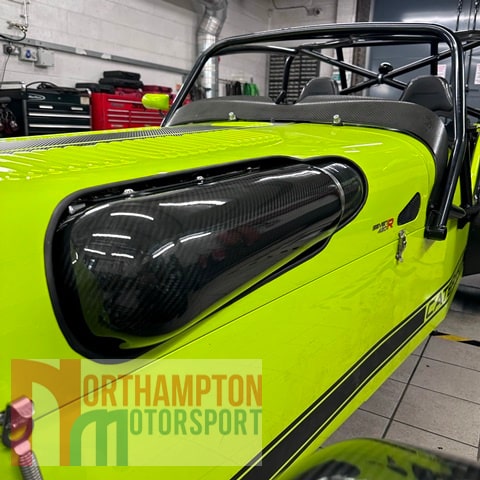 Caterham 420R Throttlebody Kit Installed with Carbon Air Box